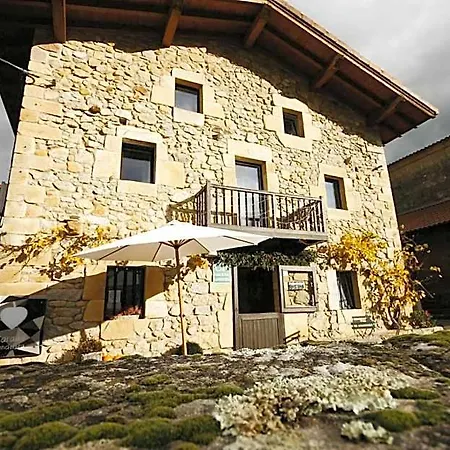 Hotel Garaiko Landetxea 3*