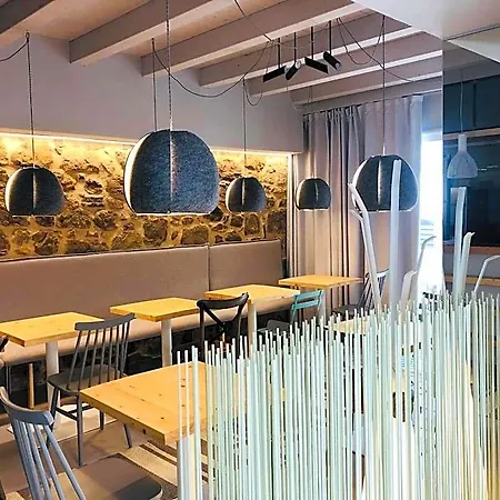 Hotell Garaiko Landetxea 3*